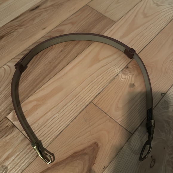 EXPRESS | NWOT Adjustable Single Hook Belt Women’s M/L - Picture 4 of 5